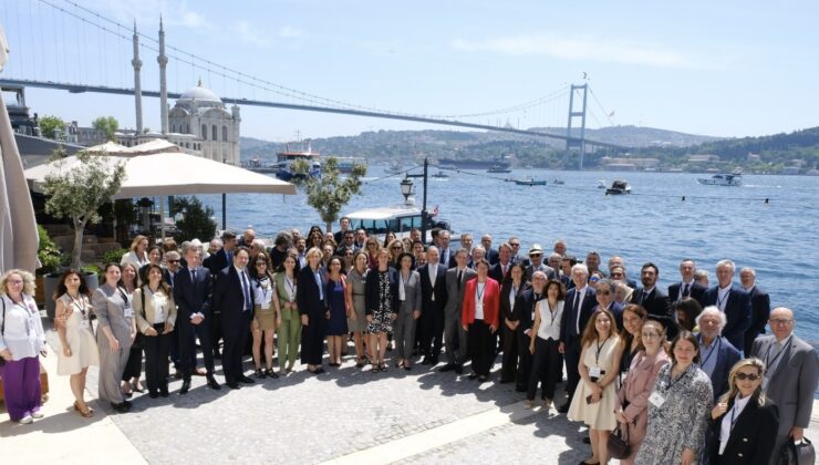 AXA Türkiye, Institut Du Bosphore’un “Beyond Geopolitics” Seminerine Katılım Sağladı
