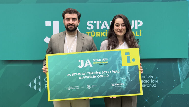 Genç Girişimcilerden Geleceğe Yön Veren Fikirler: JA StartUP Finalinde İlham Veren Projeler Sahne Aldı