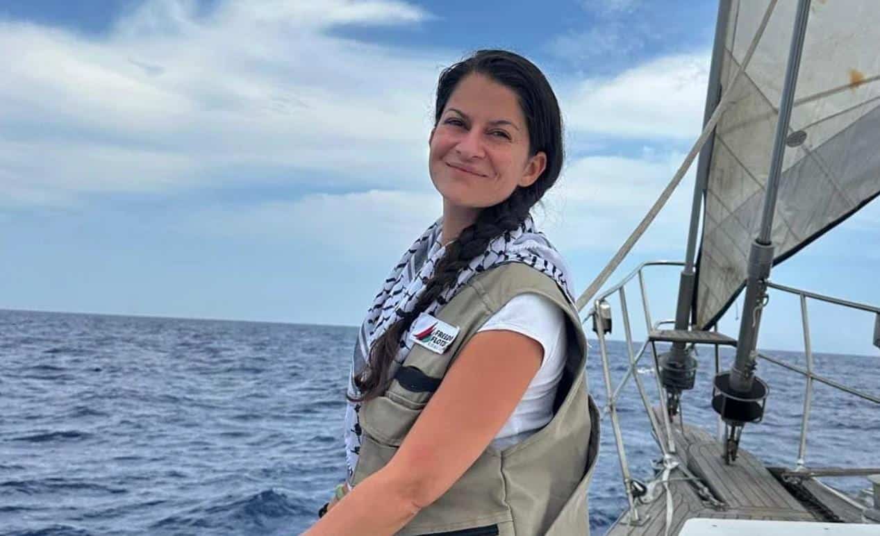 Aktivist Yasemin Acar Kimdir? Madleen Gemisiyle Gazze’ye Giden Cesur Yolculuğun Hikayesi