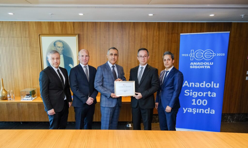 Anadolu Sigorta’ya Ekonomiye Katkılarından Dolayı Teşekkür Belgesi