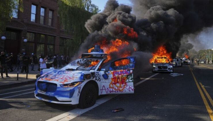 Escalating Tensions in Los Angeles Over Migrant Detentions