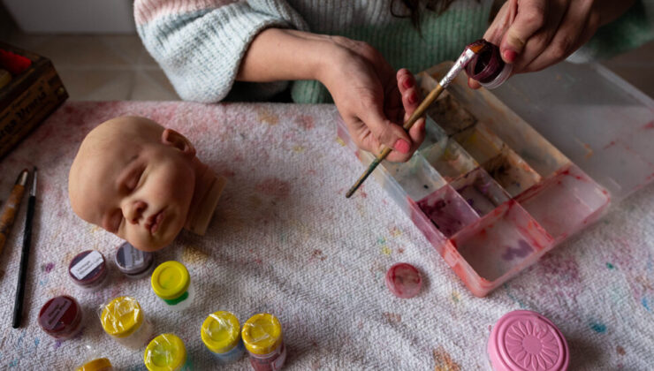 The Phenomenon of Reborn Dolls in Brazil