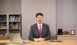 Kuveyt Türk'ten Semih Sel, Türkiye'nin en yenilikçi İK liderleri arasında