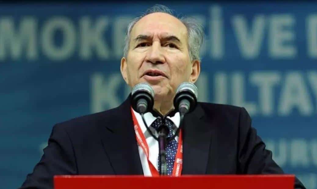 Altan Öymen Kimdir? Hayatı ve Kariyeri