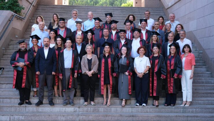 Anadolu Sigorta’nın Geleceğini Şekillendiren Liderler 5. Dönem Mezuniyetini Kutladı