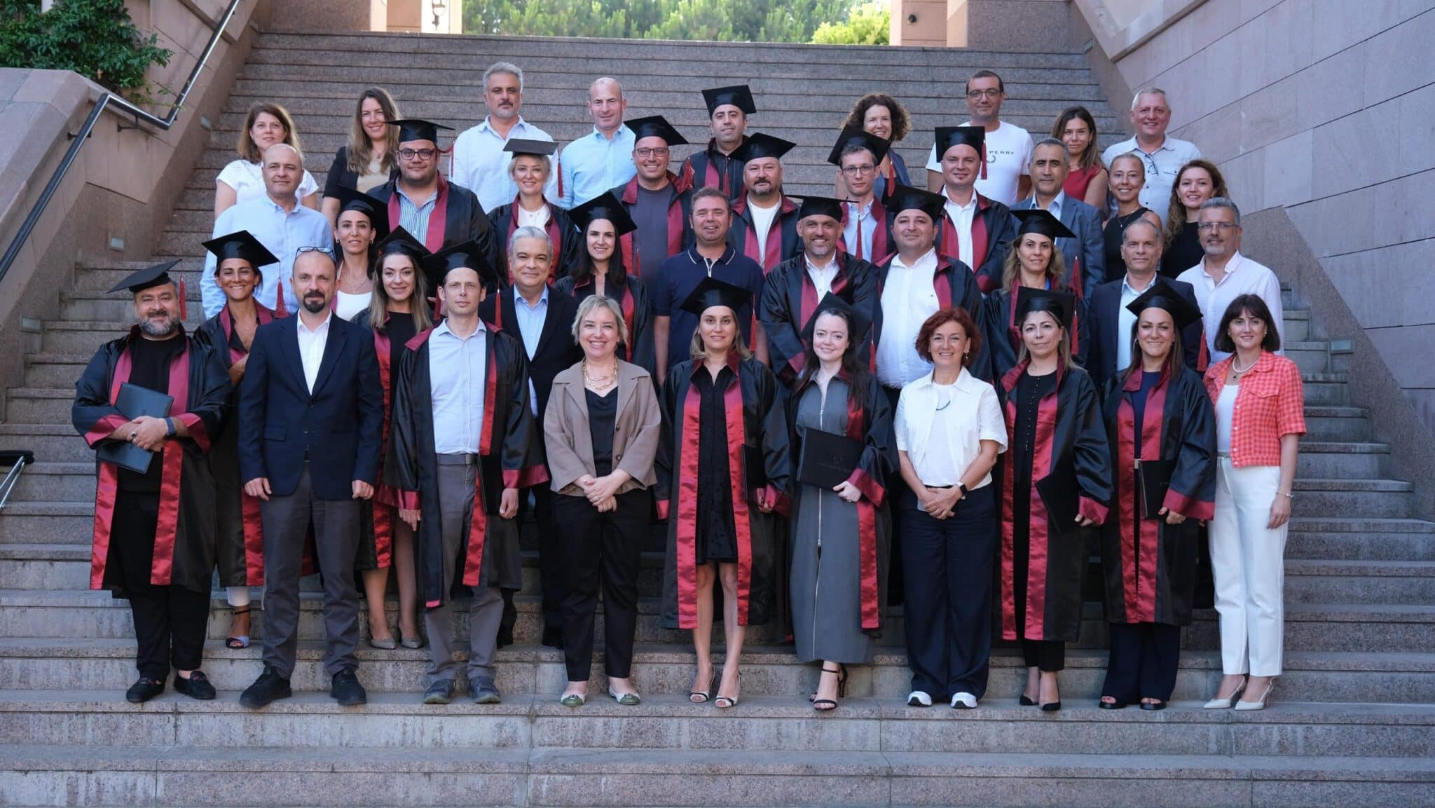 Anadolu Sigorta’nın Geleceğini Şekillendiren Liderler 5. Dönem Mezuniyetini Kutladı