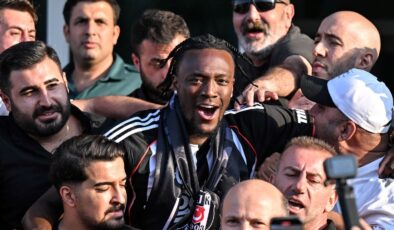Beşiktaş’ın Avusturya Kampında Tammy Abraham İlk Antrenmanına Çıktı