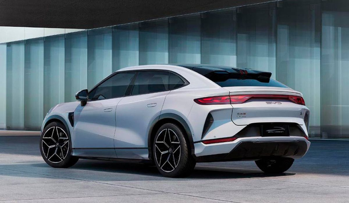 BYD'nin Stratejik Kararları ve Meksika Yatırımı