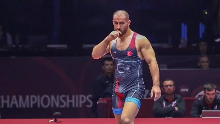 Feyzullah Aktürk'ün Sporcu Kariyeri ve Başarıları