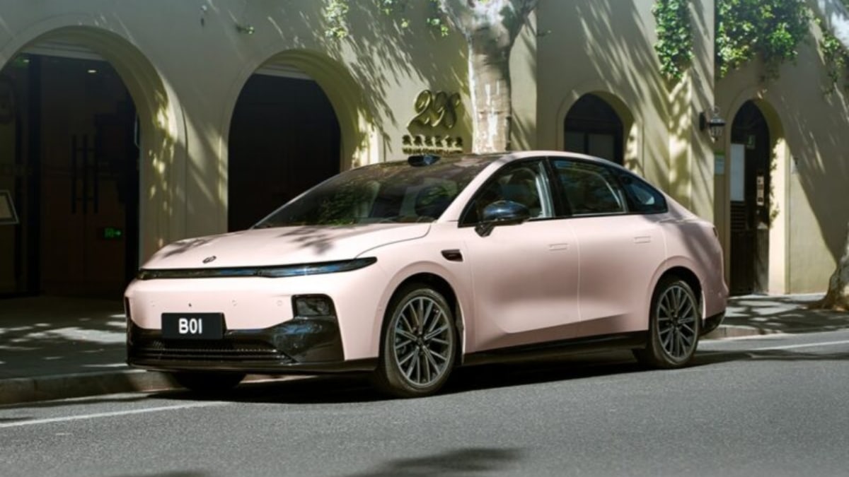 Leapmotor B01: İleri Teknoloji ve Rekabetçi Fiyatla Yeni Sedan