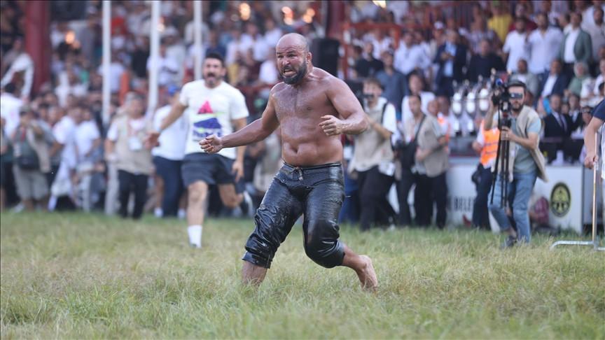 Orhan Okulu Kimdir?