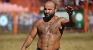 Orhan Okulu kimdir? Kırkpınar Yağlı Güreşleri'nde başpehlivan olarak ün kazanan