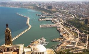 Cezayir hakkında temel bilgiler: bayrağın anlamı, 2025 nüfusu, başkent, para