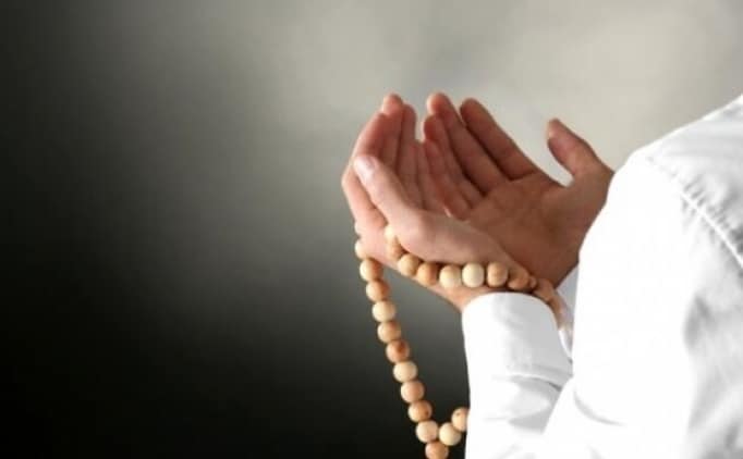 Cuma günü hangi dualar okunmalı? Cuma okunacak dualar hangileri?