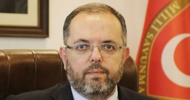 Erhan Afyoncu Kimdir?