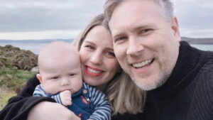 Evre Başak Clarke'nın yaşını, memleketini ve ölüm nedenini keşfetmek için