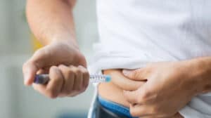 İnsülin iğnesi orucu bozar mı? Şeker hastalarının Ramazan orucu tutup