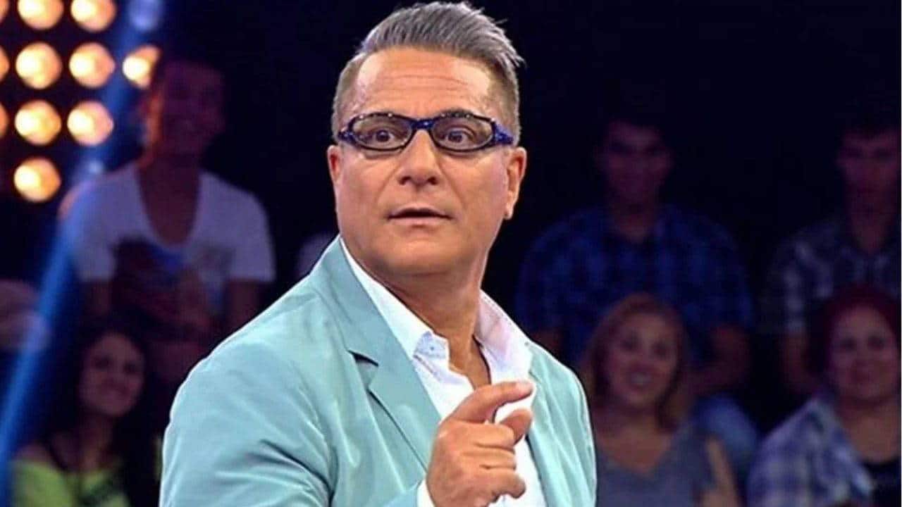 Mehmet Ali Erbil kimdir? Mehmet Ali Erbil kaç yaşında? Mehmet Ali Erbil kaç kere evlendi?