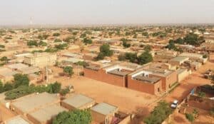 Nijer hakkında bilgiler: bayrağı, başkenti, 2025 nüfusu, para birimi ve