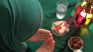 Oruçluyken kanama olursa oruç bozulur mu? Orucu bozan ve bozmayan