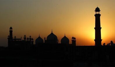 Pakistan Hakkında Bilgiler; Pakistan Bayrağı Anlamı, 2025 Nüfusu, Başkenti, Para Birimi Ve Saat Farkı