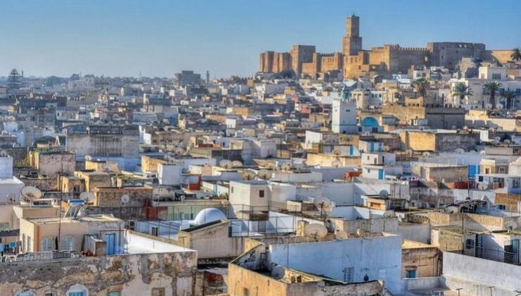 Tunus Hakkında Bilgiler; Tunus Bayrağı Anlamı, 2025 Nüfusu, Başkenti, Para Birimi Ve Saat Farkı