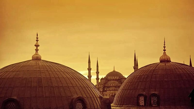 Zilhicce ayında hangi ibadetler yapılır?