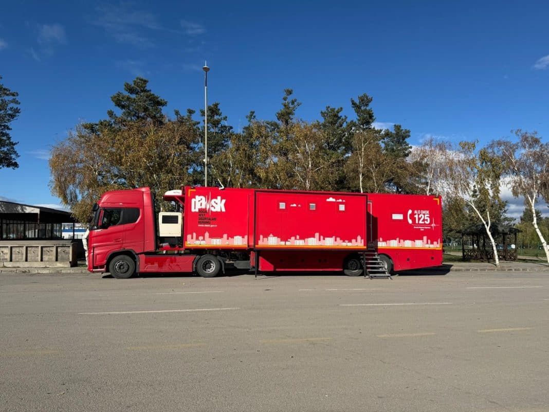 DASK Truck Travels Through Turkey to Promote Earthquake Preparedness