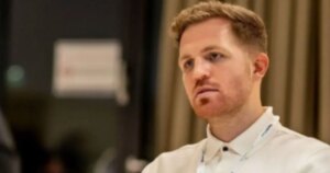 Devin Özek kimdir, kaç yaşında ve nereli? Biyografisi ve yaşamı