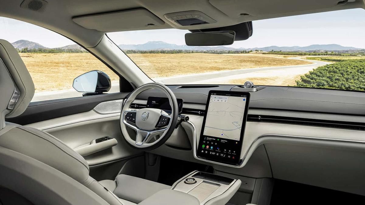 Volvo EX90’ın Yenilenen Yüzü: Teknoloji ve Hızda Yenilikler