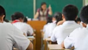 2025-2026 eğitim öğretim yılı ara tatil ve dönem tarihlerini keşfedin.