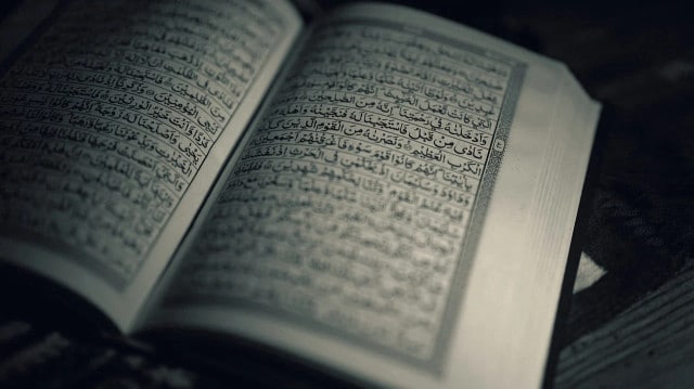 Al-İmran Suresi'nin önemi ve içeriği üzerine derinlemesine bir inceleme. Kur'an-ı