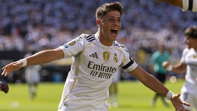 Real Madrid forması giyen milli futbolcumuz Arda Güler, bu sezon gösterdiği performansla Avrupa'da sıra dışı bir istatistiğe imza attı.