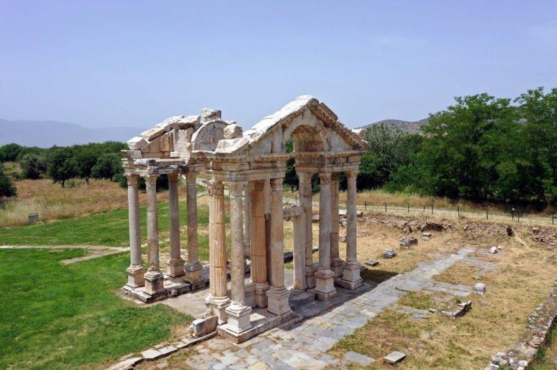 Antik Kentlerin İzinde Bir Zaman Yolculuğu