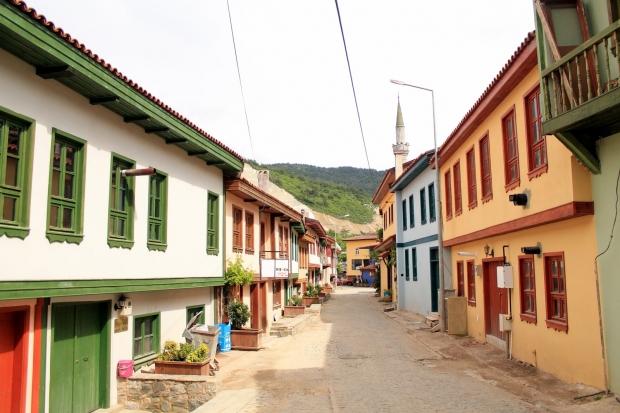 Bursa’da Günübirlik Gezilecek Yerler ve Lezzet Durakları: Tarih, Doğa ve Kültür İç İçe