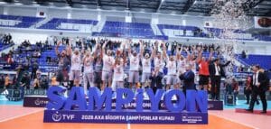 Erkekler AXA Sigorta Şampiyonlar Kupası heyecanı Malatya’da sona erdi! Kupanın