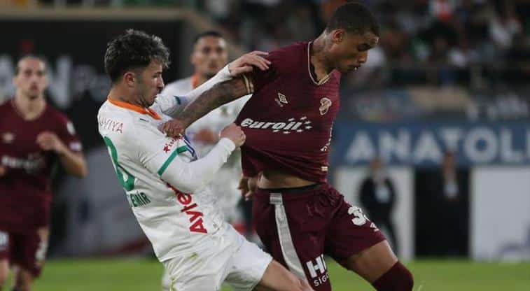 Göztepe Sezona İyi Başladı Ancak İlk Yenilgisini Aldı