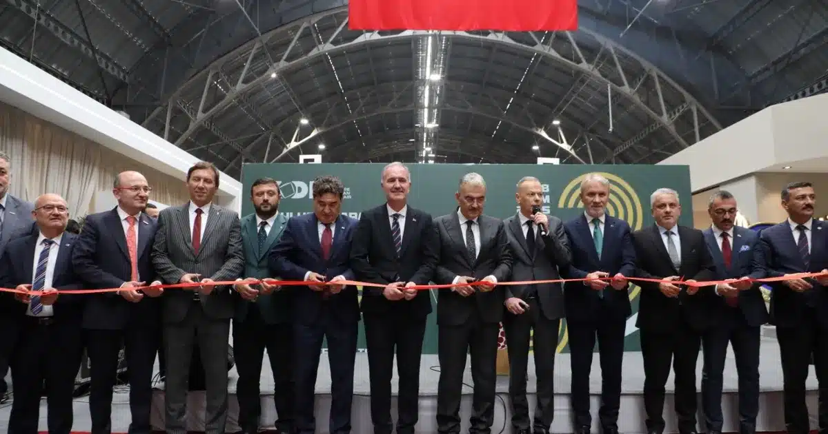 İnegöl’de 53. Uluslararası MODEF EXPO Başladı – Mobilya Şöleni Başlıyor