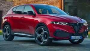 2026 makyajlı Alfa Romeo Tonale, yenilenen tasarımı ve güç seçenekleriyle
