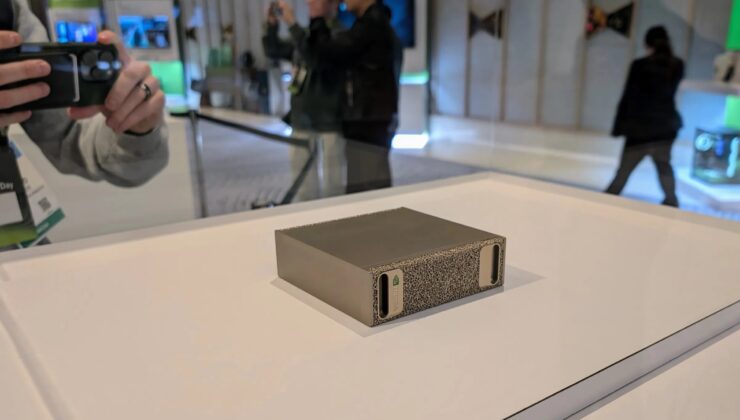Nvidia Unveils Compact AI Supercomputer: The DGX Spark