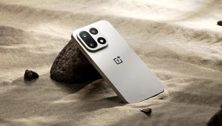OnePlus 15: Güçlü Özelliklerle Donatılmış Amiral Gemisi Telefonu!