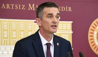 Ümit Dikbayır Kimdir? CHP’ye Katılan Siyasetçinin Hayatı ve Siyasi Kariyeri