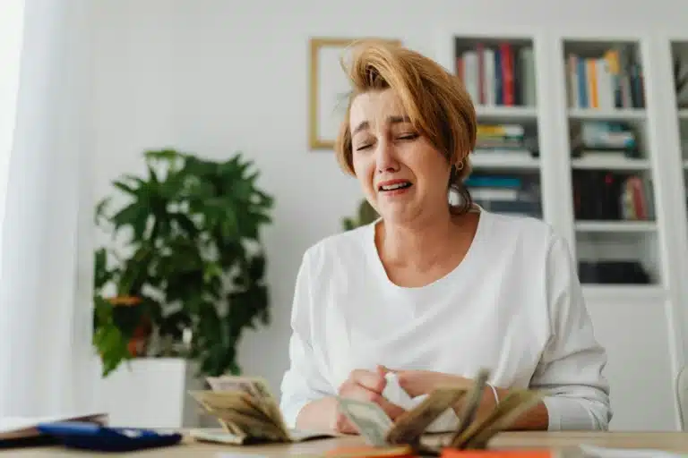 Enflasyon düşse de fiyatlar neden yüksek kalır?