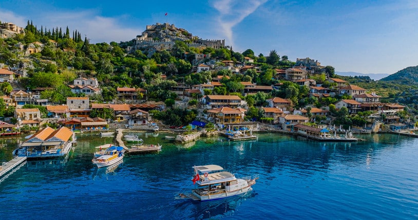 Akyaka: Doğanın Sessiz Zarafetini Taşıyan Ege Köyü