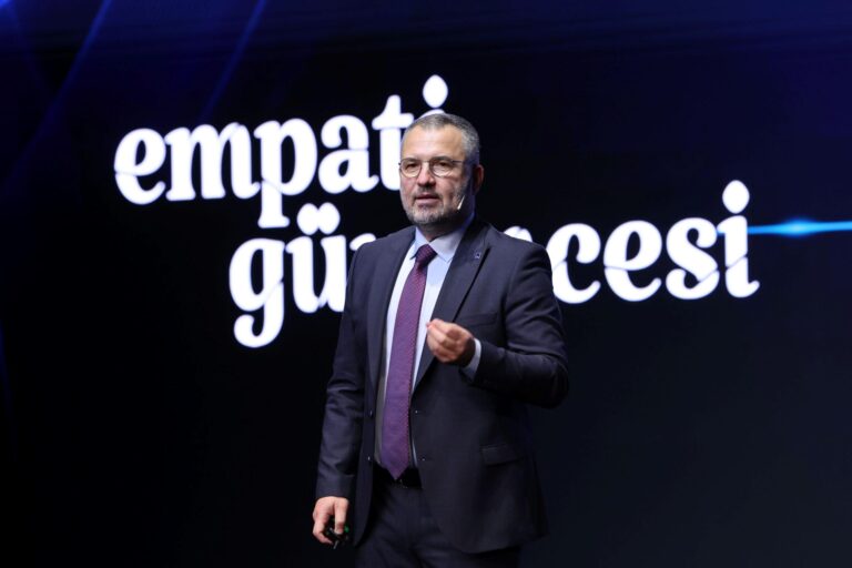 AXA Türkiye Acenteler Toplantısı: Empati Güvencesi ile Geleceğe Yolculuk