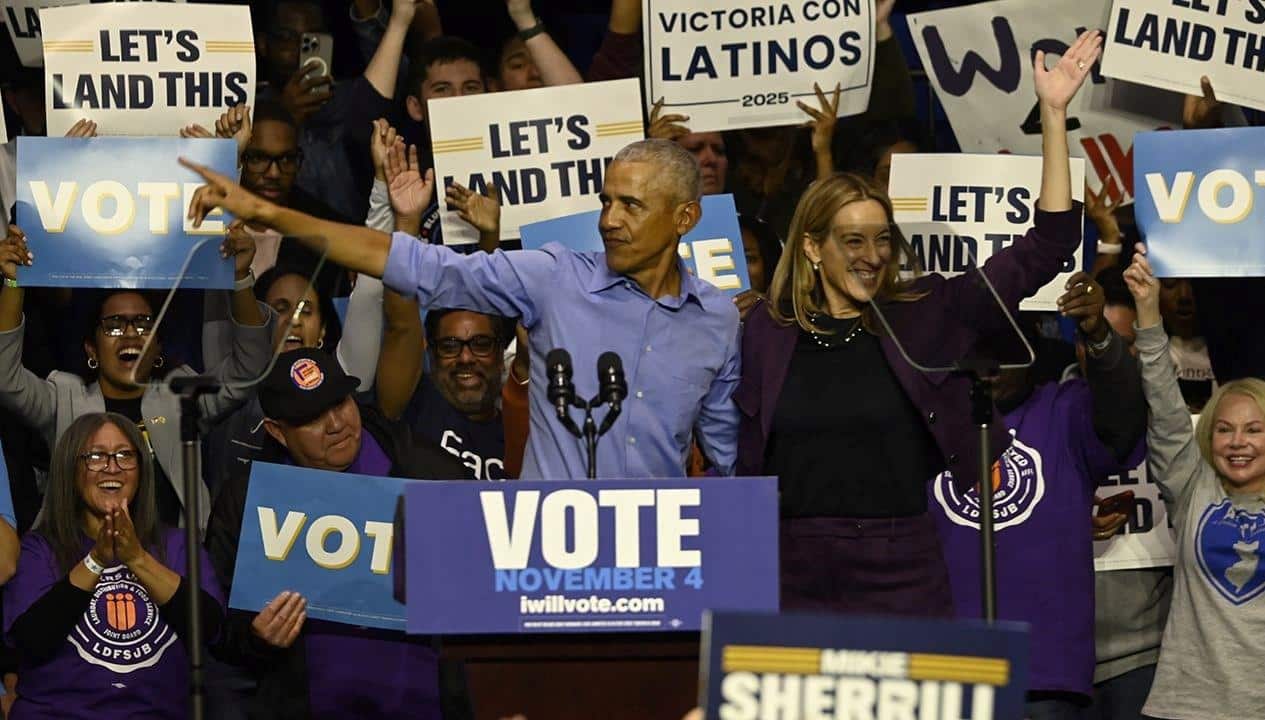 Barack Obama Slams Trump Administration in Fiery Virginia and New Jersey Rallies