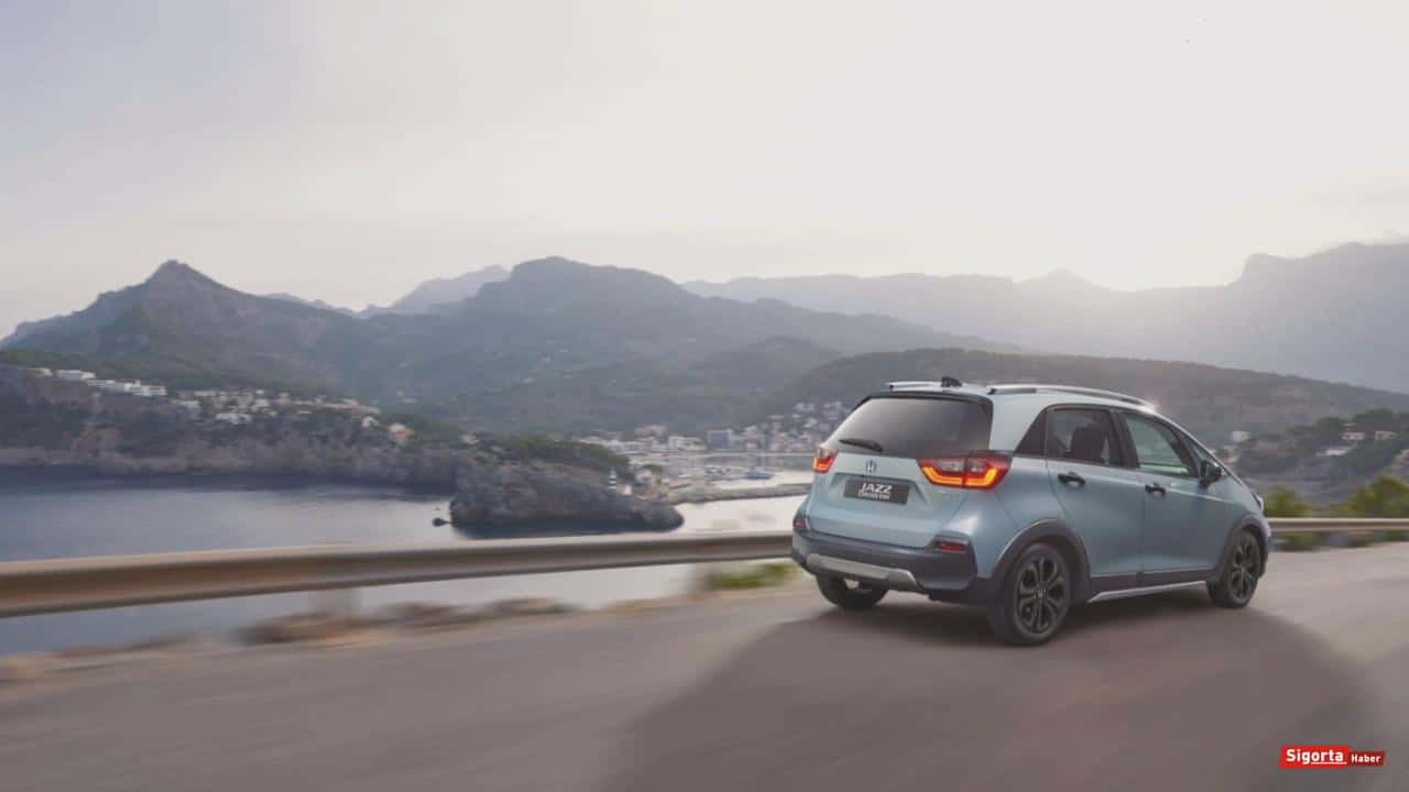 Honda Jazz Kasım Kampanyasıyla Şehirde Dengeyi Değiştiriyor