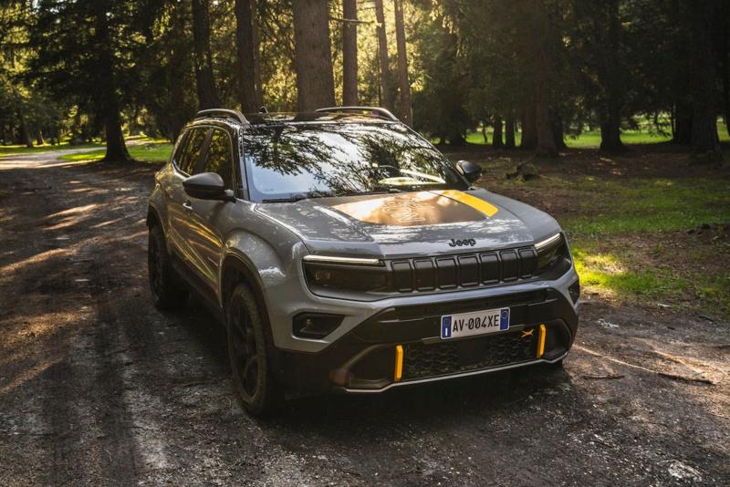 Jeep Avenger Kasım Kampanyası: Elektrikli ve Hibrit SUV Dünyasında Büyük Fırsat