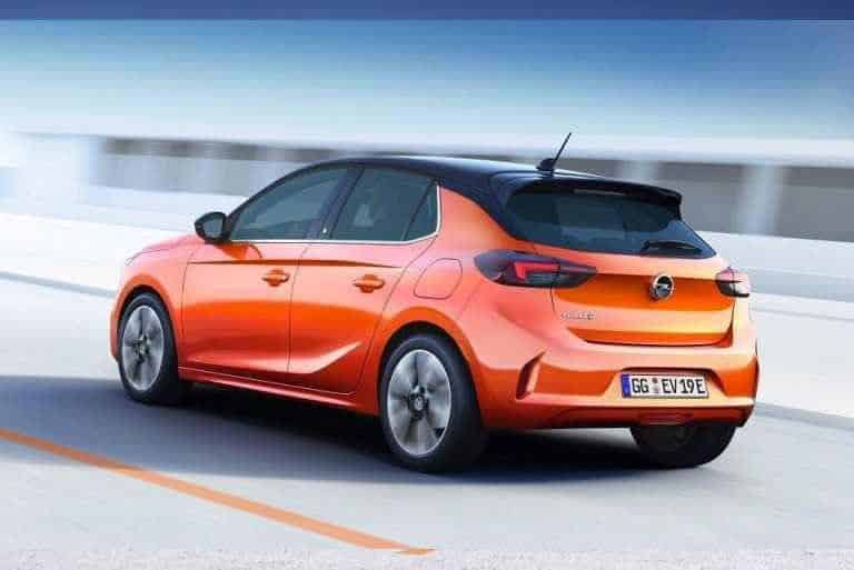Kasım Ayında Kaçırılmayacak Opel Corsa Fırsatları: Benzinli ve Hibrit Modellerde Dev İndirim!