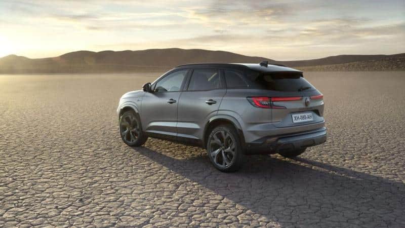 Renault Austral Kasım Ayında C-SUV Segmentine Yeni Soluk Getiriyor